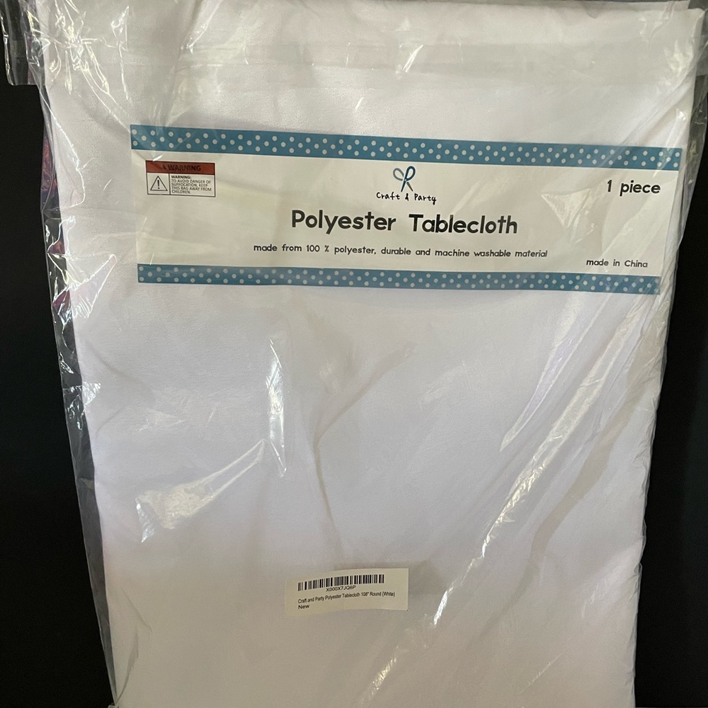 Tablecloth Round 108”Durable 100% Polyester.
